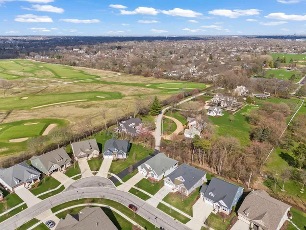 $965,000 | 51 Somerset Circle, Wheaton, IL 60189