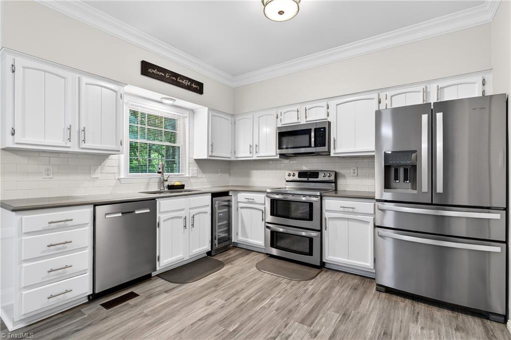 534 Lindley Road Greensboro, NC 27410 - Photo 14 of 48