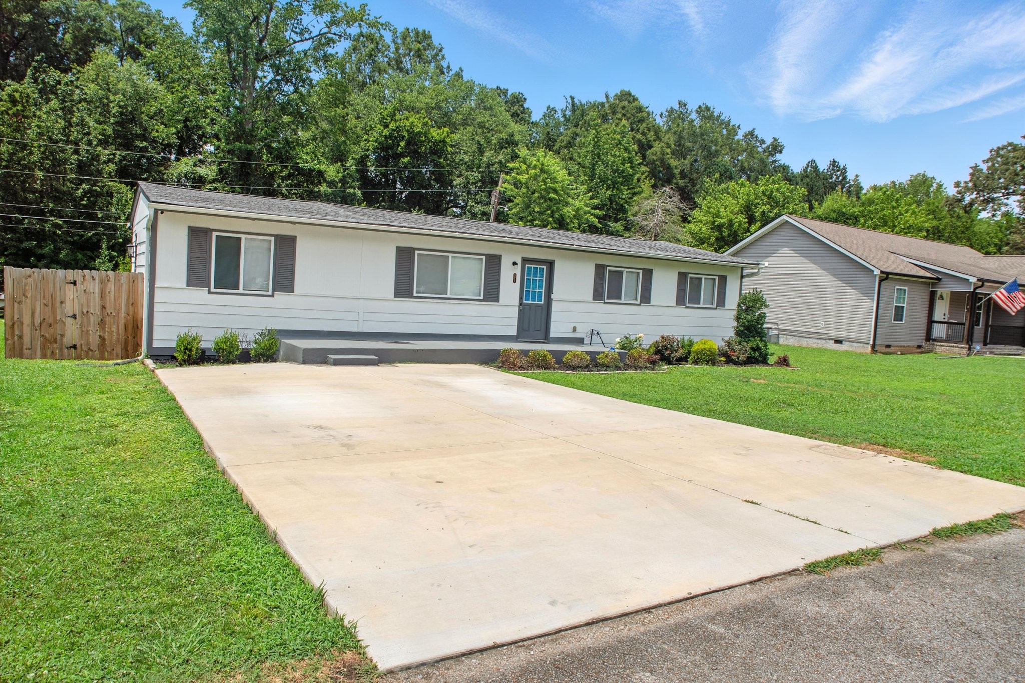 5011 Jarrett Road Chattanooga, TN 37416 - Photo 5 of 31