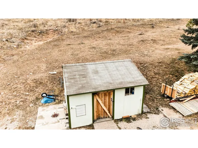 a picture of city view