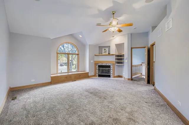 $575,000 | 5904 Elm Street, Lisle, IL 60532