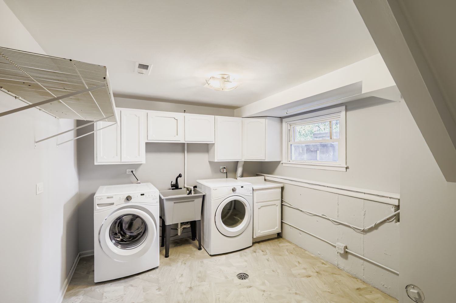 5904 Elm Street Lisle, IL 60532 - Photo 26 of 36 a utility room with dryer and washer