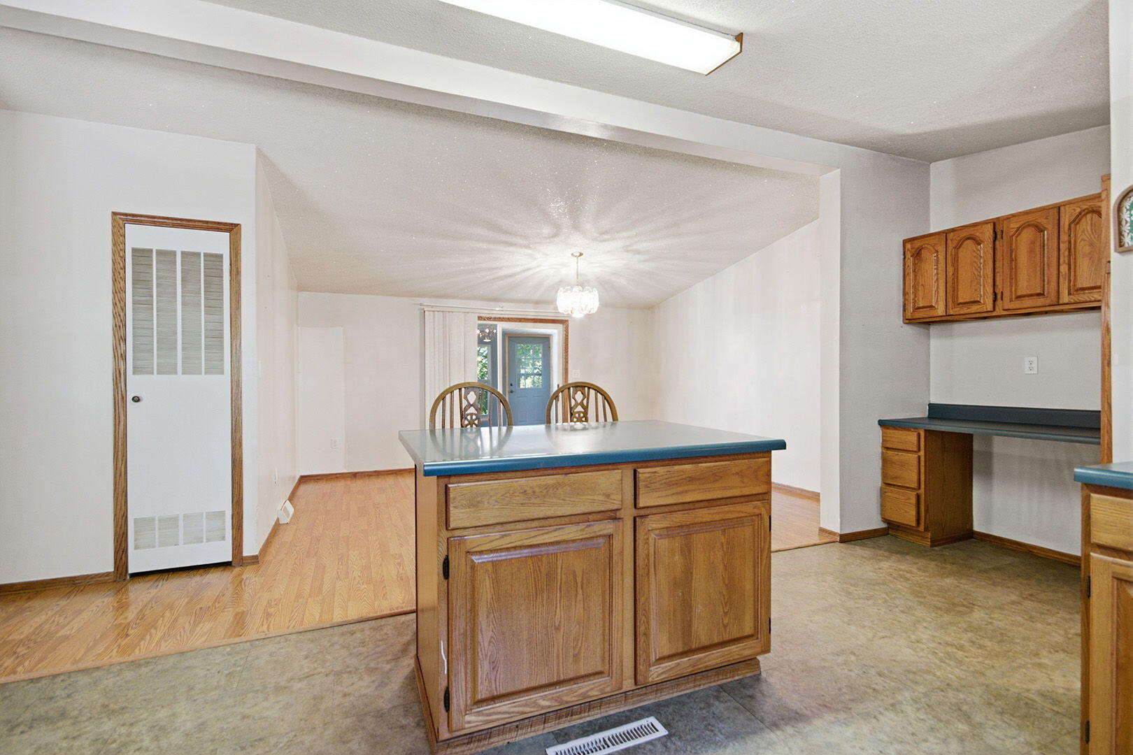 11731 Audrain Road East Centralia, MO 65240 - Photo 14 of 57 Gallery Image 14