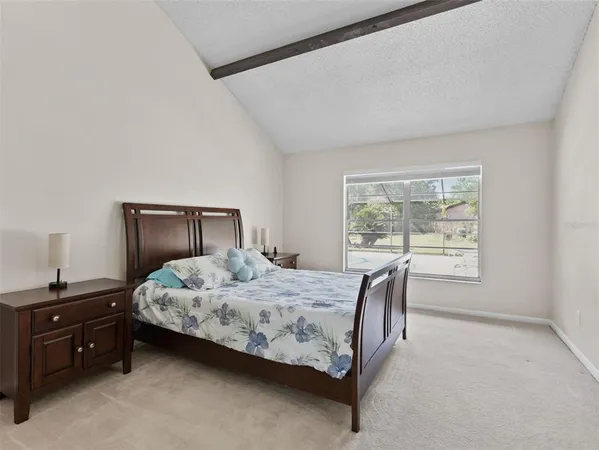 $425,000 | 322 Hollowtree Drive, Seffner, FL 33584