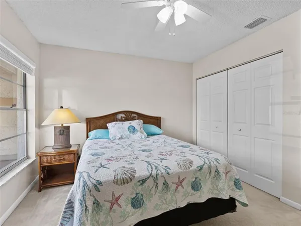 $425,000 | 322 Hollowtree Drive, Seffner, FL 33584