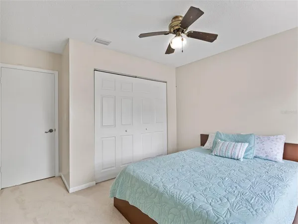 $425,000 | 322 Hollowtree Drive, Seffner, FL 33584