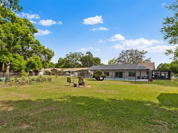 $425,000 | 322 Hollowtree Drive, Seffner, FL 33584