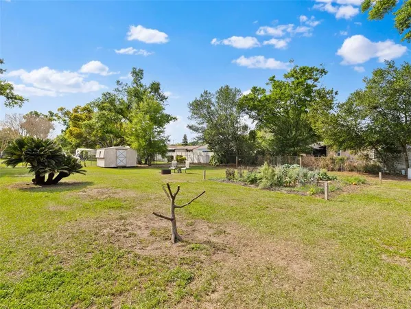 $425,000 | 322 Hollowtree Drive, Seffner, FL 33584