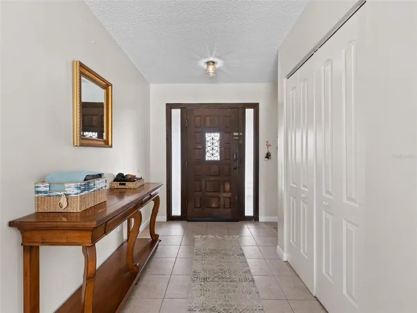 $425,000 | 322 Hollowtree Drive, Seffner, FL 33584