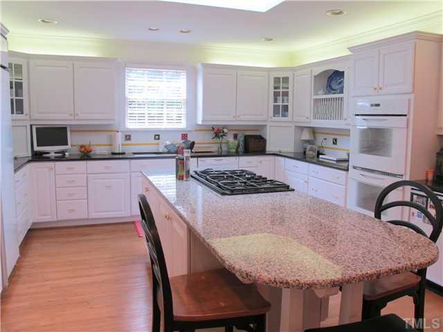 2140 Ridge Road Raleigh, NC 27607 - Photo 11 of 25