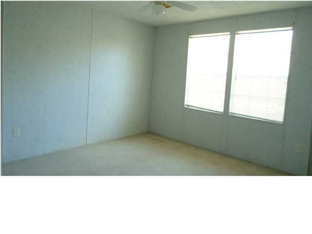 8423 Rynes Circle Navarre, FL 32566 - Photo 12 of 19 Gallery Image 12