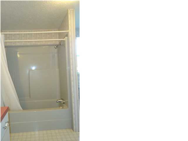 8423 Rynes Circle Navarre, FL 32566 - Photo 16 of 19 Gallery Image 16