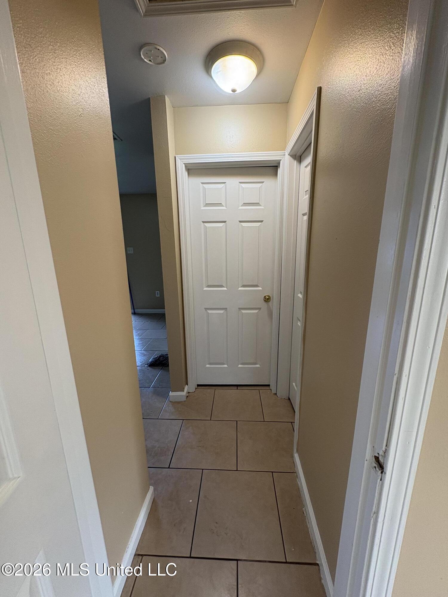 6525 Jasmine Street, Unit 6 Moss Point, MS 39563 - Photo 7 of 8 HALL