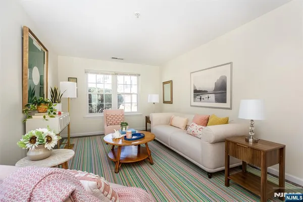 $429,000 | 52 Greenbrook Drive, Unit 52, Bloomfield, NJ 07003