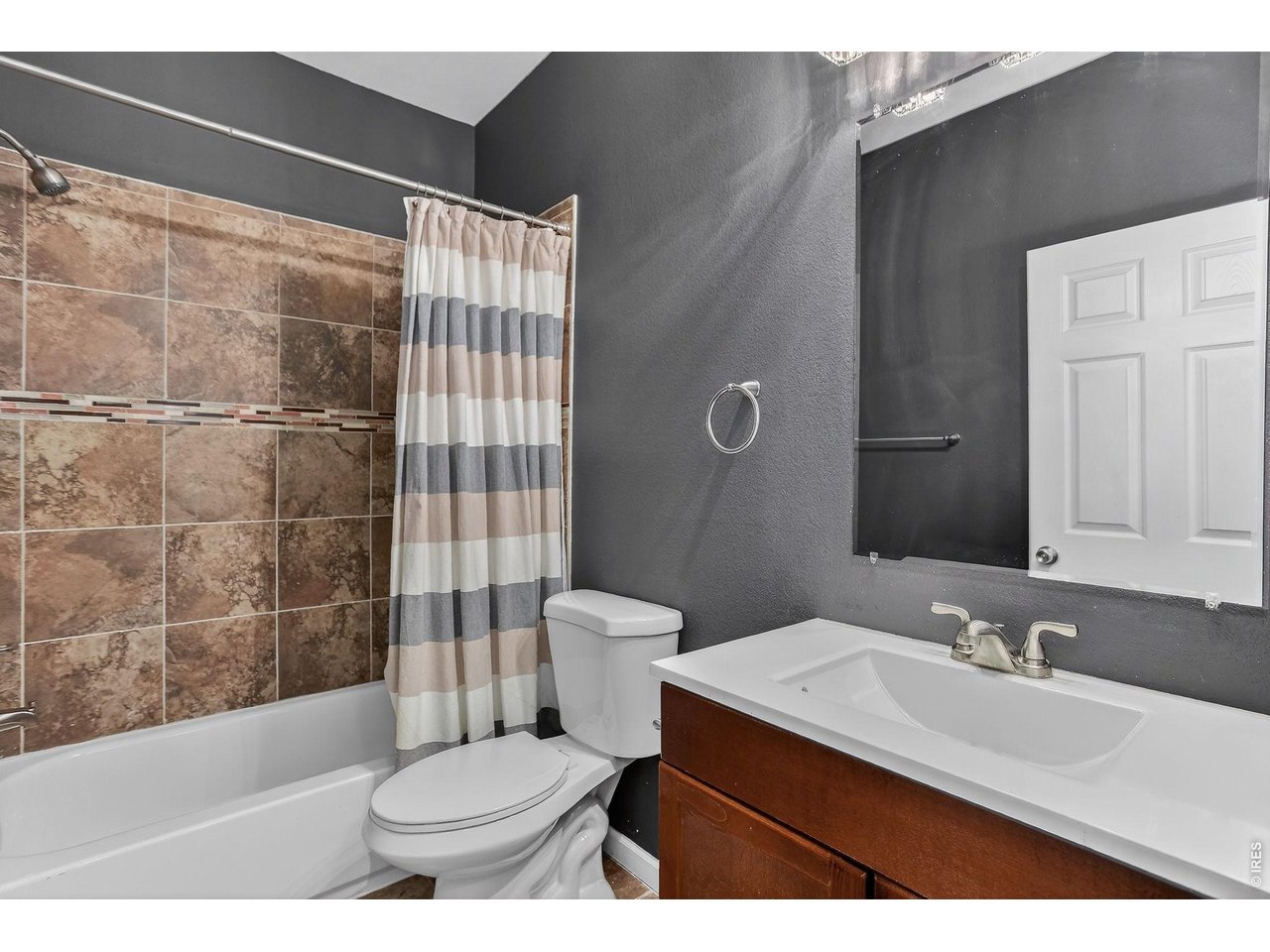 326 South Raleigh Street Denver, CO 80219 - Photo 8 of 17 Bathroom 1