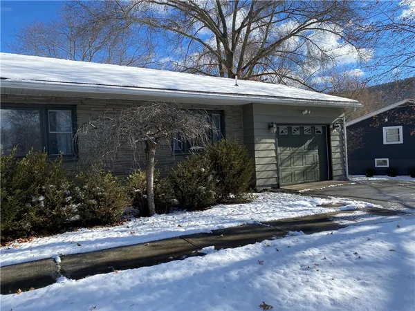$3,000 | 33 Suburban Drive, Elmira, NY 14903