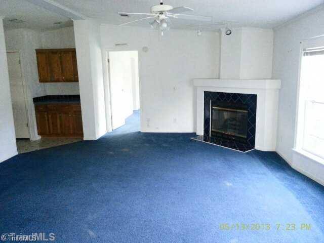 2225 Green Point Road Winston-Salem, NC 27107 - Photo 4 of 8 Living Room.