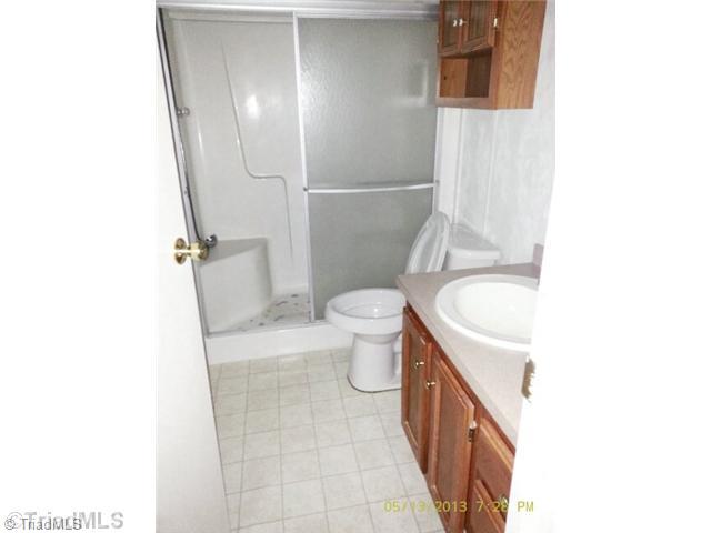 2225 Green Point Road Winston-Salem, NC 27107 - Photo 8 of 8 Bath.