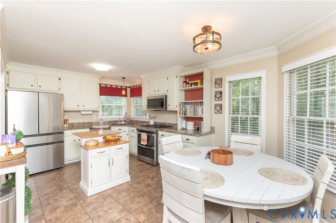 5512 Windy Ridge Terrace Midlothian, VA 23112 - Photo 17 of 48