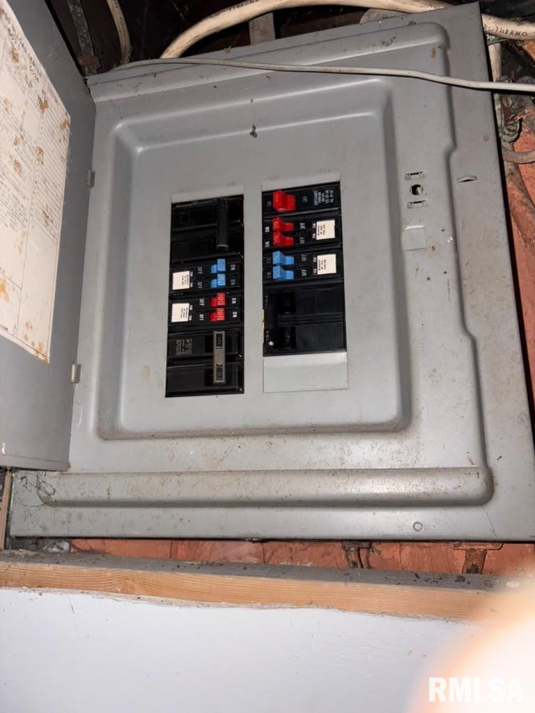 2216 East Lawrence Avenue Springfield, IL 62703 - Photo 23 of 24