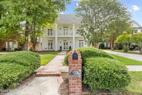 $399,000 | 102 Villere Circle, Lafayette, LA 70506