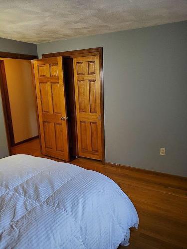 1 June Circle Wakefield, MA 01880 - Photo 22 of 38