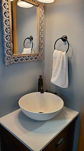 1 June Circle Wakefield, MA 01880 - Photo 36 of 38