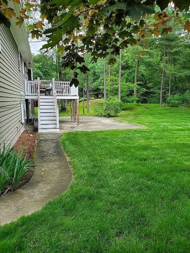 1 June Circle Wakefield, MA 01880 - Photo 4 of 38