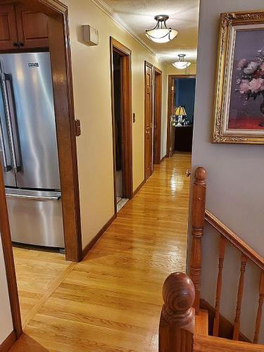 1 June Circle Wakefield, MA 01880 - Photo 8 of 38