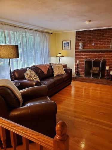 1 June Circle Wakefield, MA 01880 - Photo 10 of 38