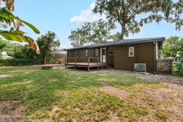 $1,600 | 1329 Hollyhock Circle, Jacksonville, FL 32211