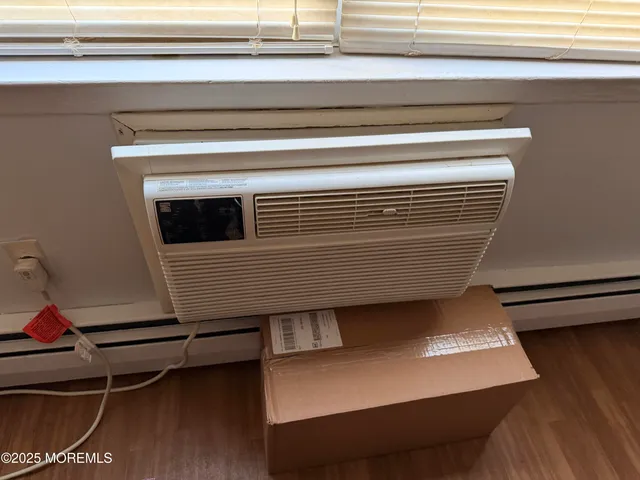 $1,900 | 76 Manchester Court, Unit B, Freehold, NJ 07728