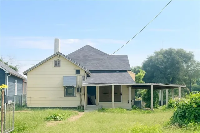 $35,000 | 1616 South 10th Street, St. Joseph, MO 64503