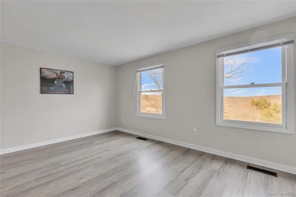 $500,000 | 203 Williamsburg Drive, Mahopac, NY 10541