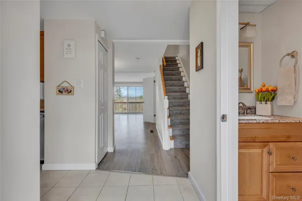 $500,000 | 203 Williamsburg Drive, Mahopac, NY 10541