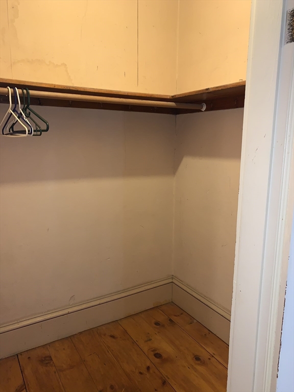 72 Green Street Athol, MA 01331 - Photo 34 of 36 closeup of a wall