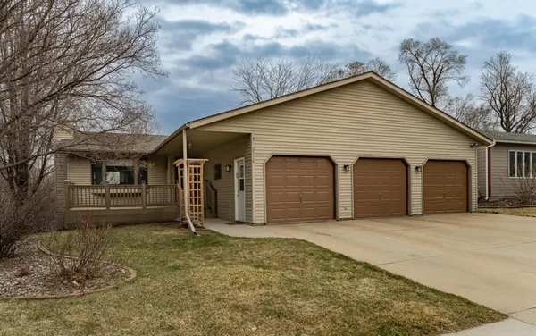 $419,900 | 3716 9th Avenue Southwest, Rochester, MN 55902