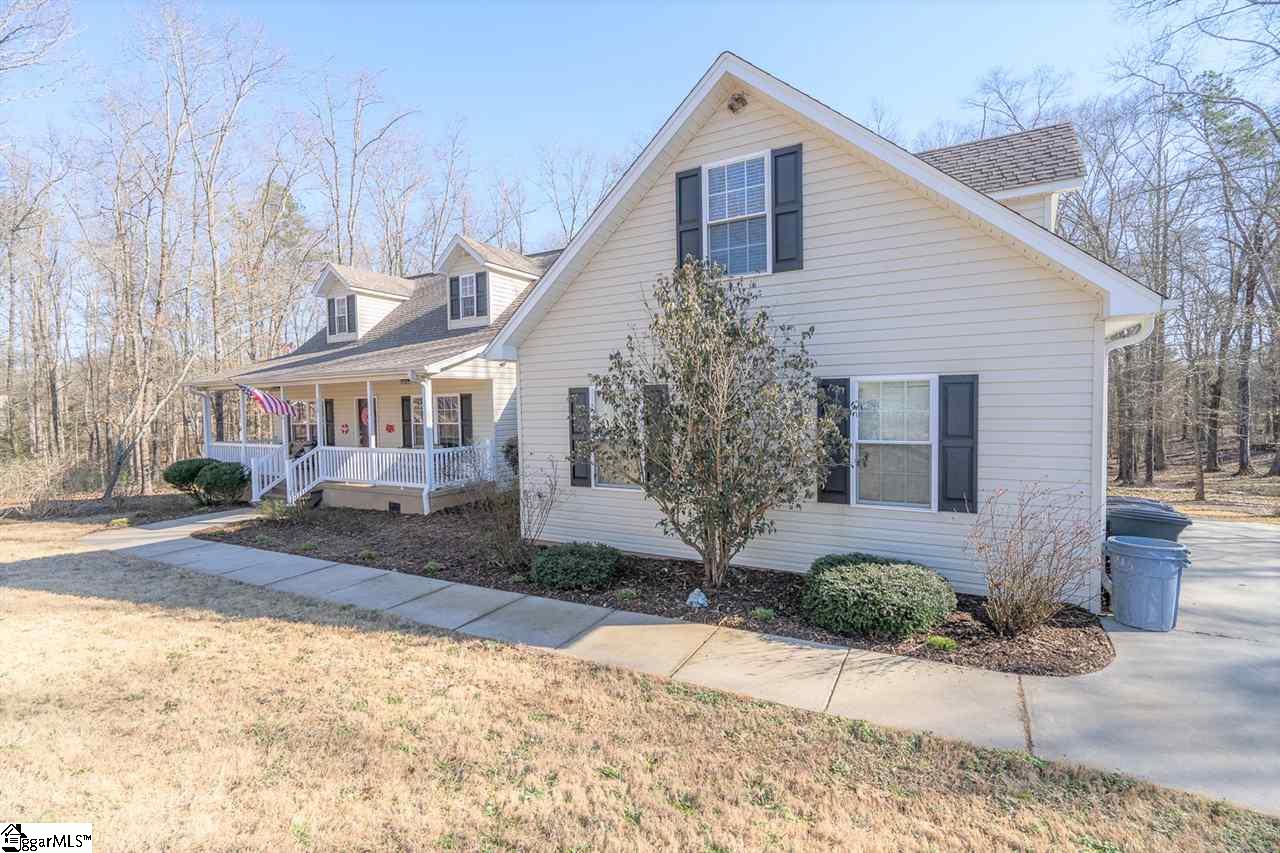 220 Boggs Road Belton, SC 29627 - Photo 1 of 36