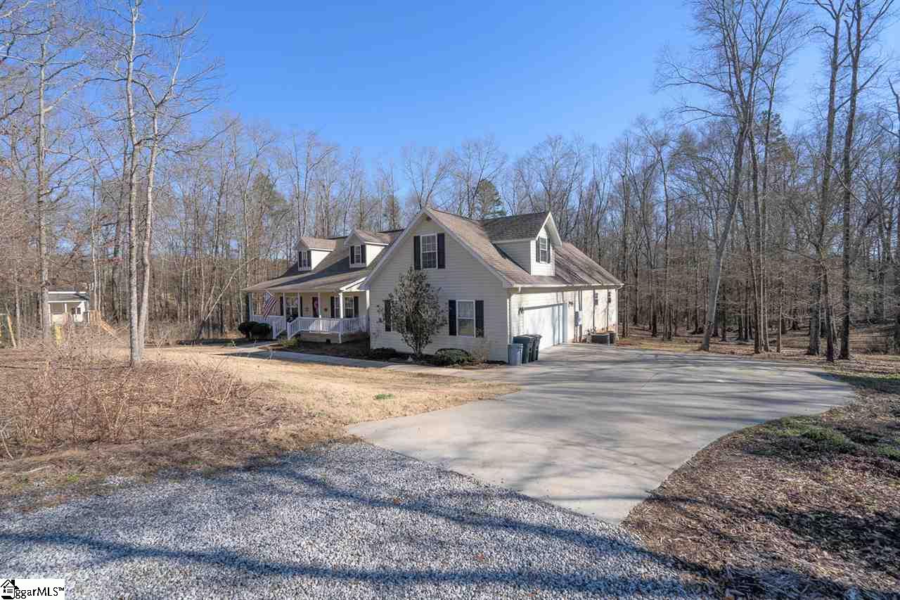220 Boggs Road Belton, SC 29627 - Photo 2 of 36