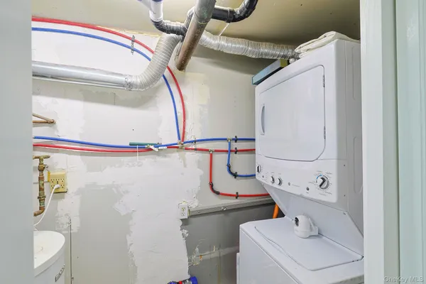 $625,000 | 70 Bayberry Drive, Monroe, NY 10950