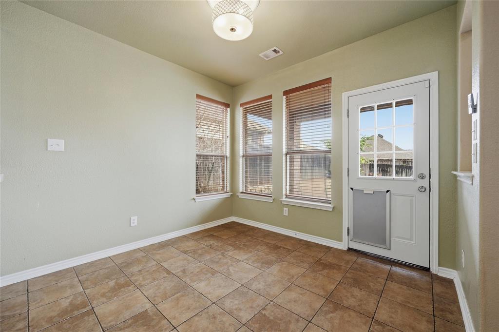 5129 Shelly Ray Road Fort Worth, TX 76244 - Photo 12 of 36