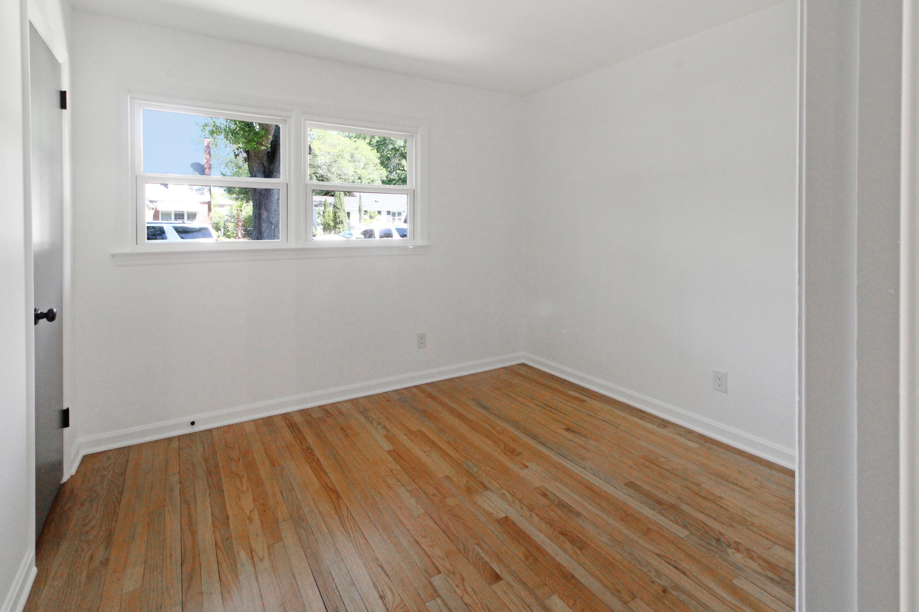 1203 Chesterfield Road North Charleston, SC 29405 - Photo 15 of 19 Guest Bed