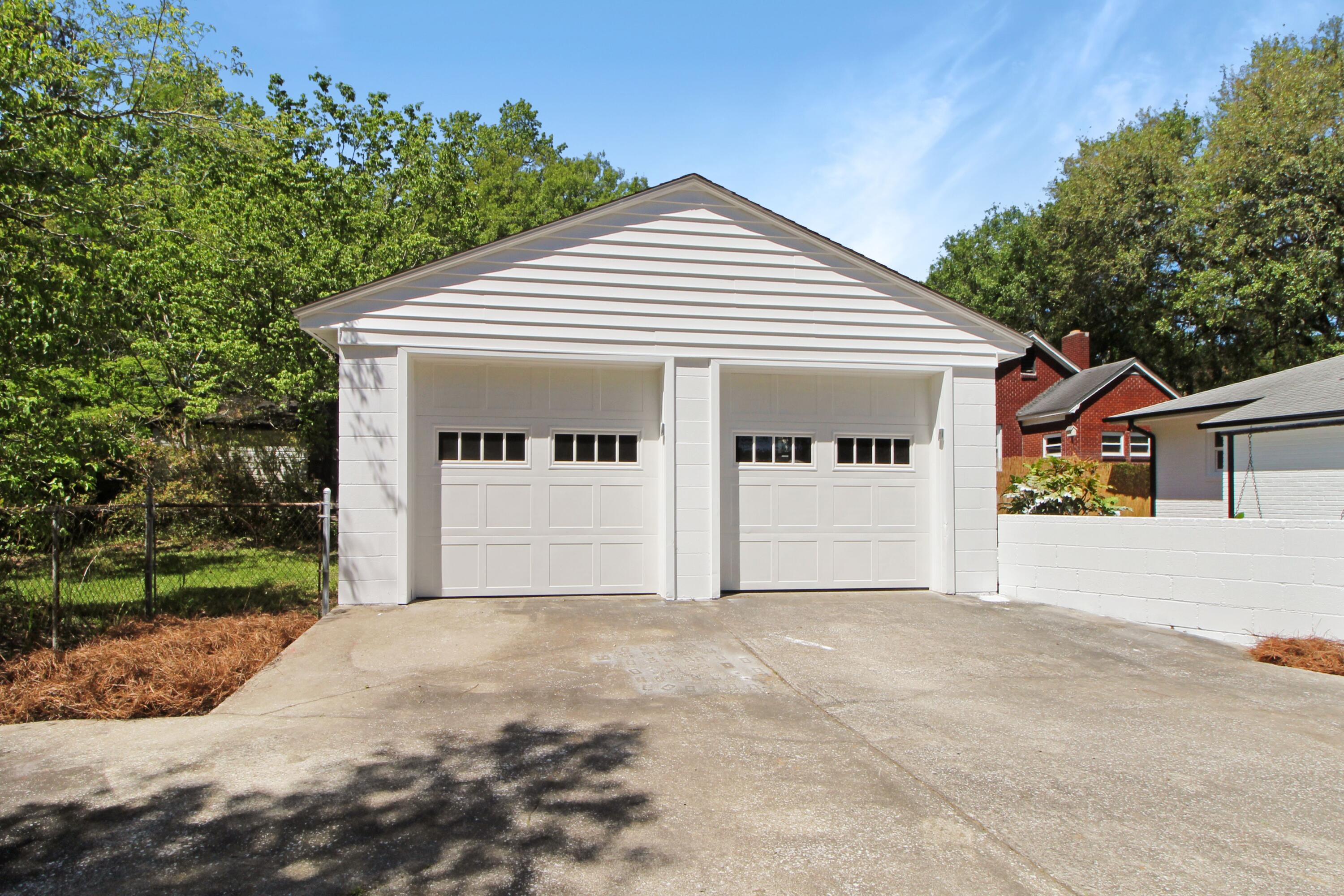 1203 Chesterfield Road North Charleston, SC 29405 - Photo 18 of 19 Garage 2