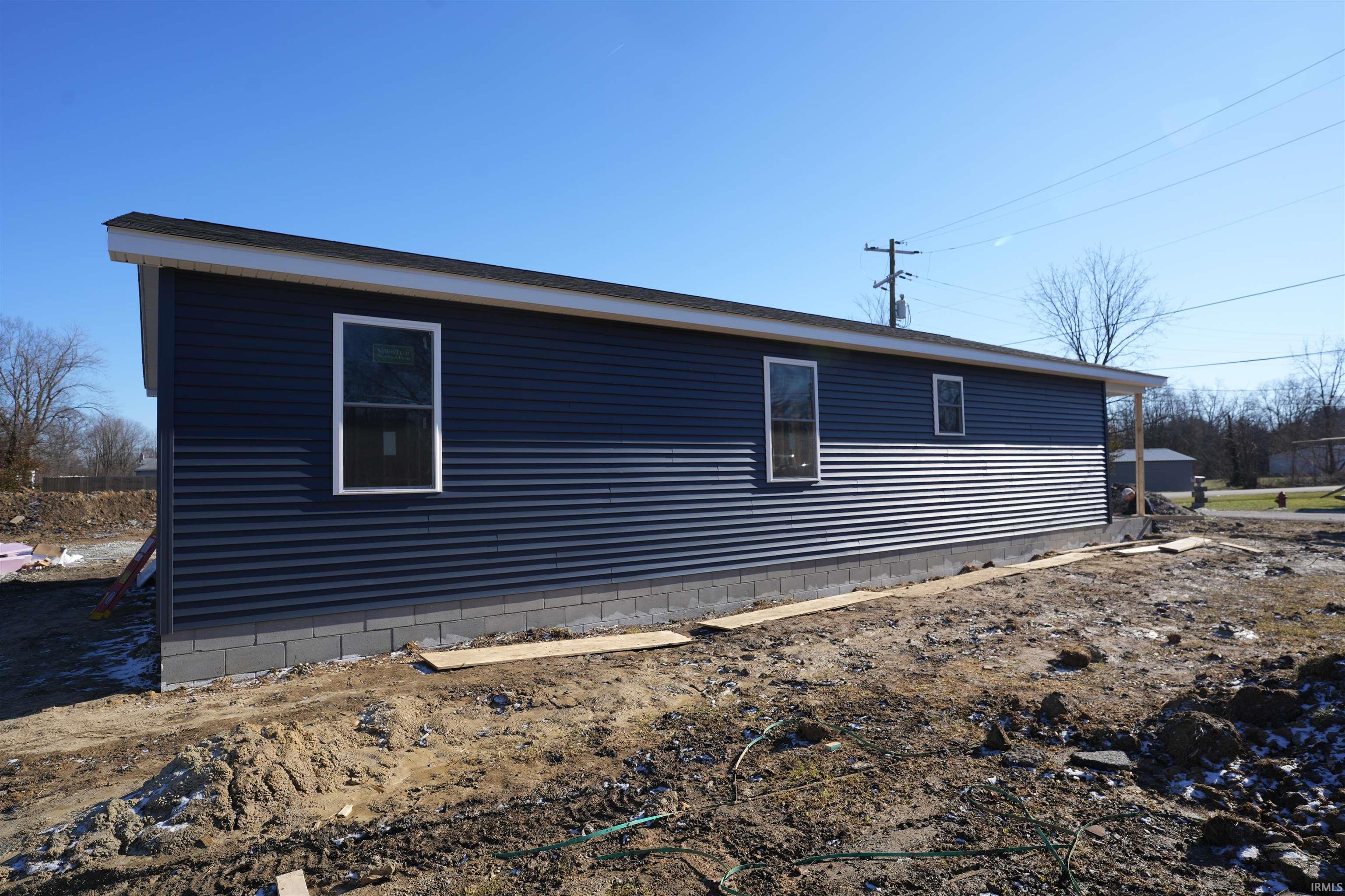 515 College Avenue Mitchell, IN 47446 - Photo 2 of 9