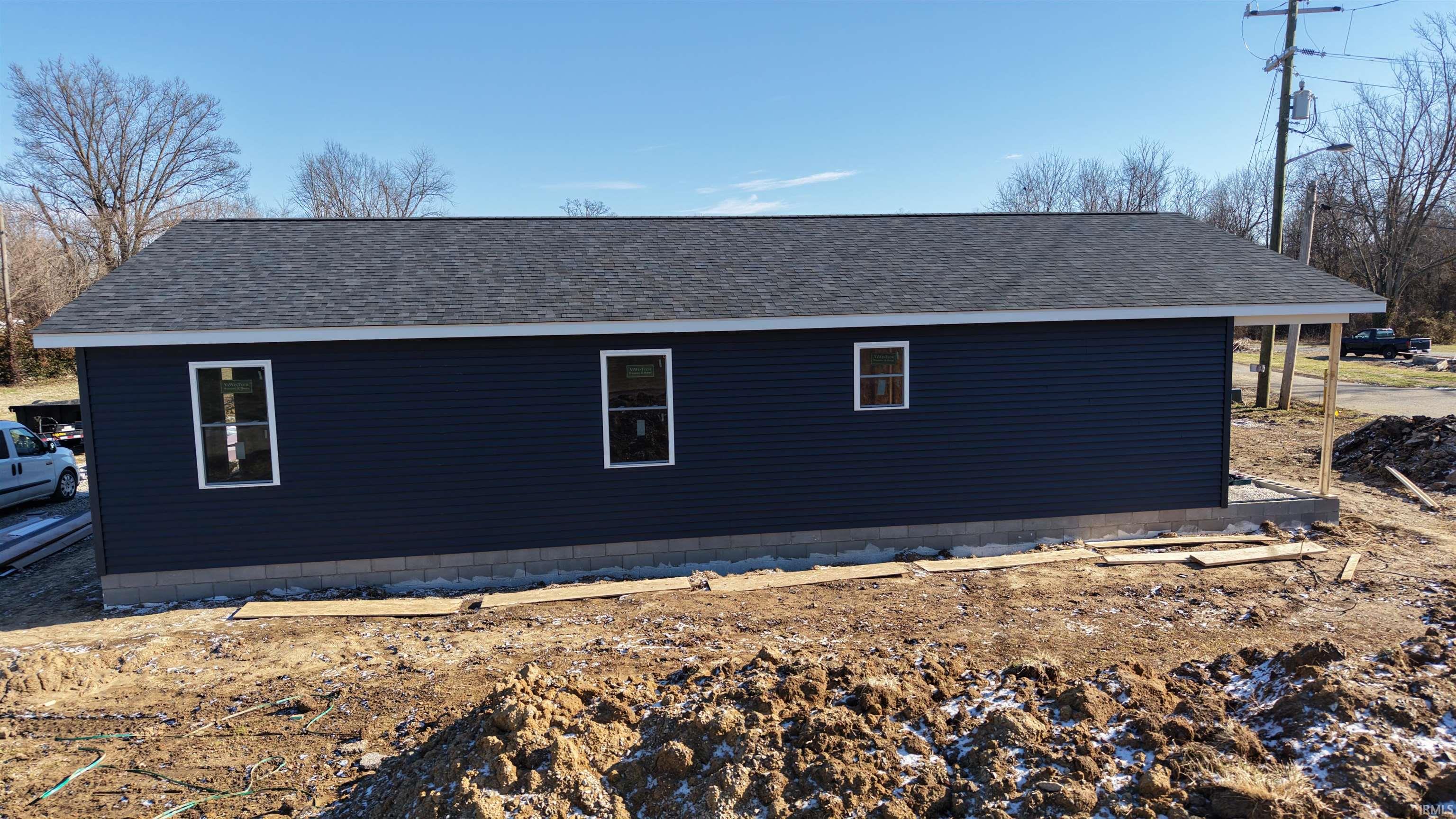 515 College Avenue Mitchell, IN 47446 - Photo 3 of 9