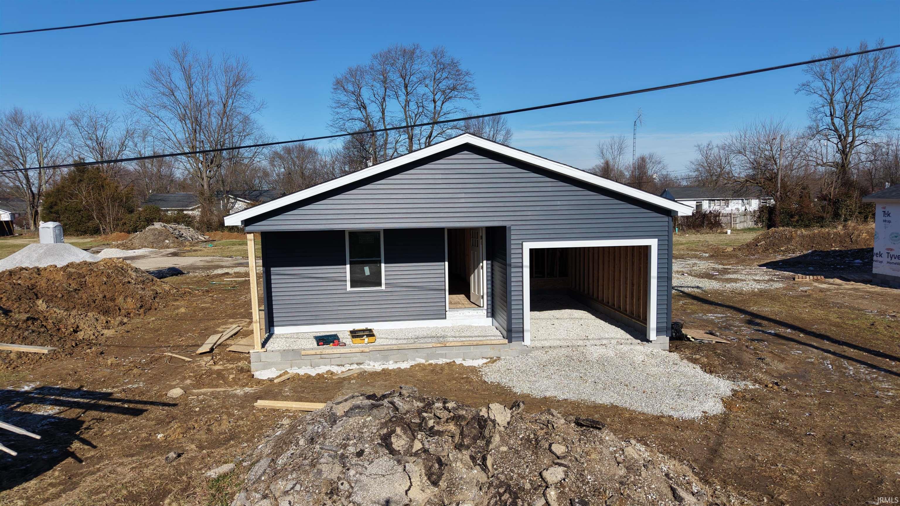 515 College Avenue Mitchell, IN 47446 - Photo 4 of 9