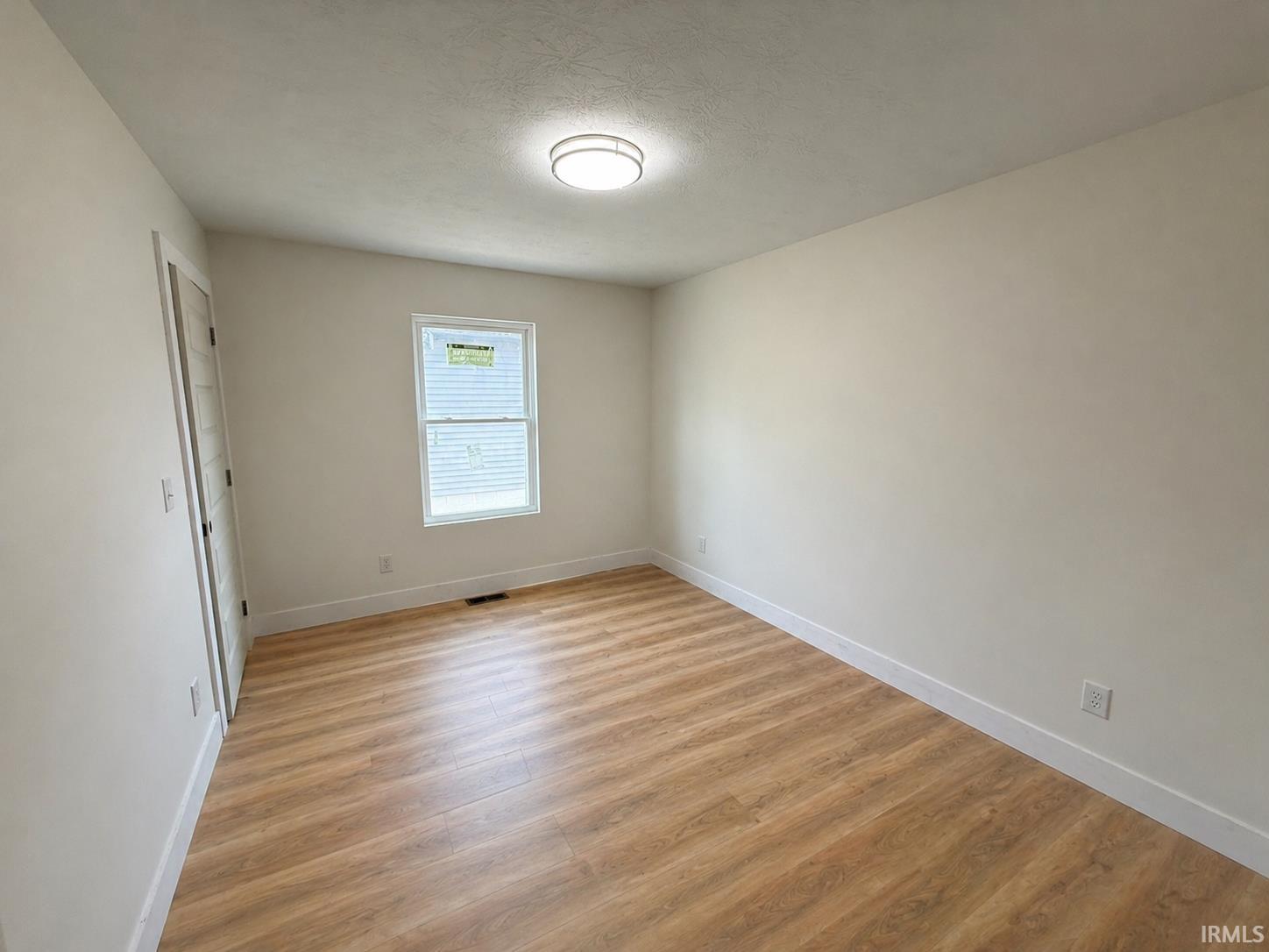 515 College Avenue Mitchell, IN 47446 - Photo 6 of 11