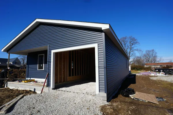 $219,000 | 515 College Avenue, Mitchell, IN 47446