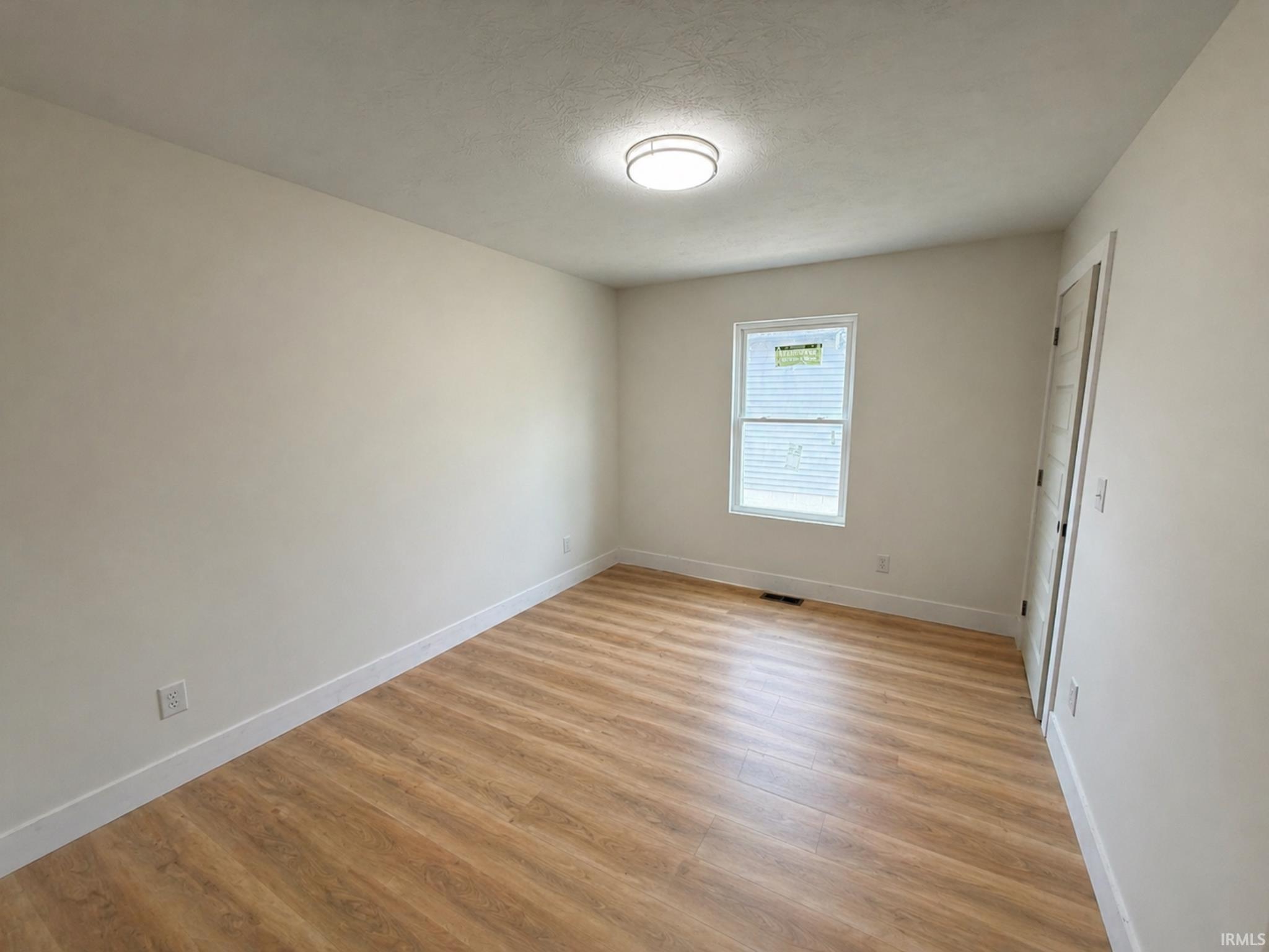515 College Avenue Mitchell, IN 47446 - Photo 8 of 11