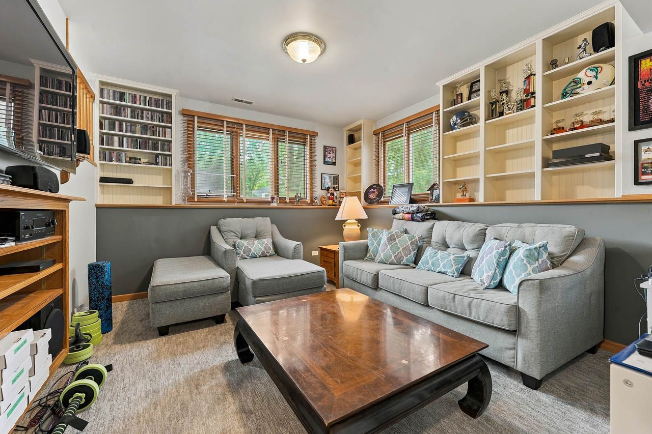 26032 West Wilson Road Antioch, IL 60002 - Photo 21 of 37 Gallery Image 21
